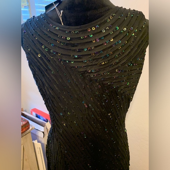 Hong Ni black sequined fringed cocktail dress, v-neck. New w/tags. Beautiful. - Picture 9 of 14